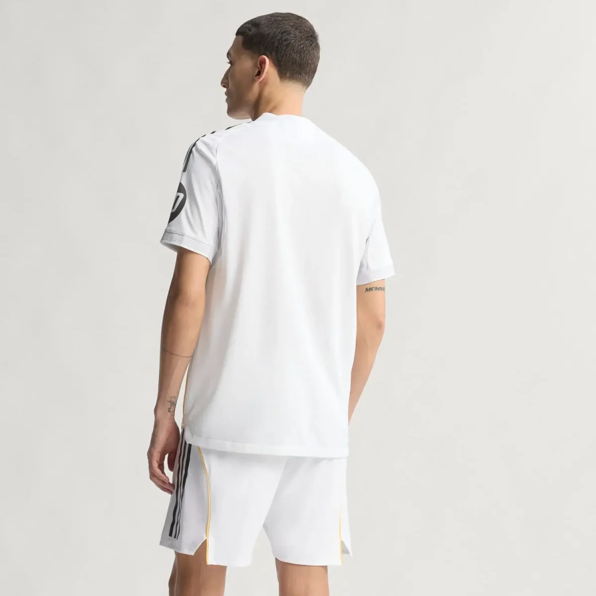 Real Madrid mens authentic home jersey 2526 white Kits - Authentic Fan Merchandise