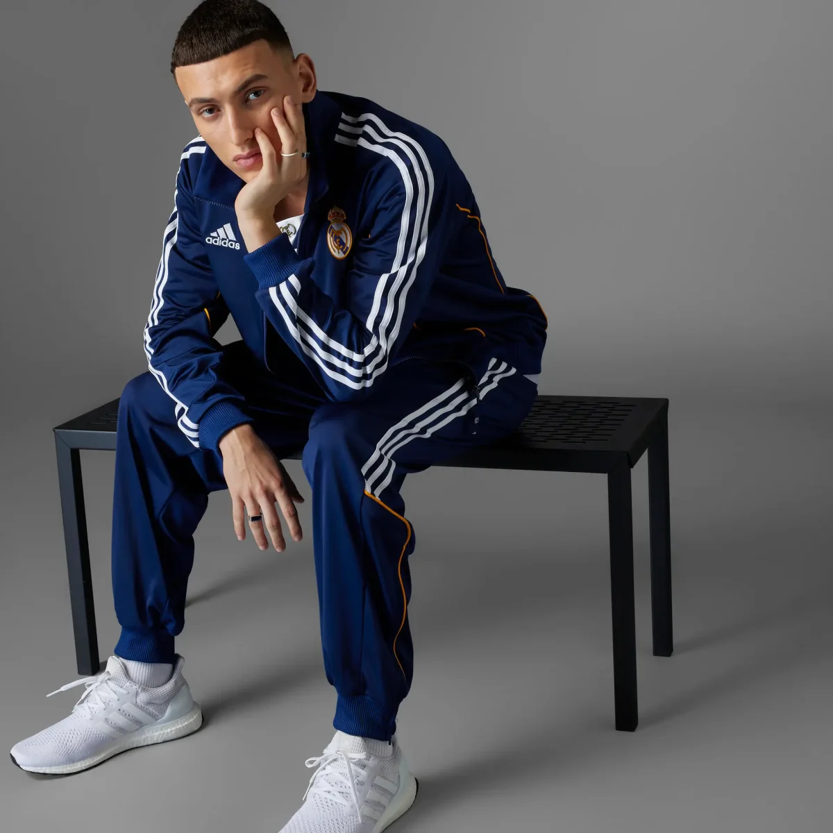Real Madrid mens bring back 9900 track top Kits - Authentic Fan Merchandise