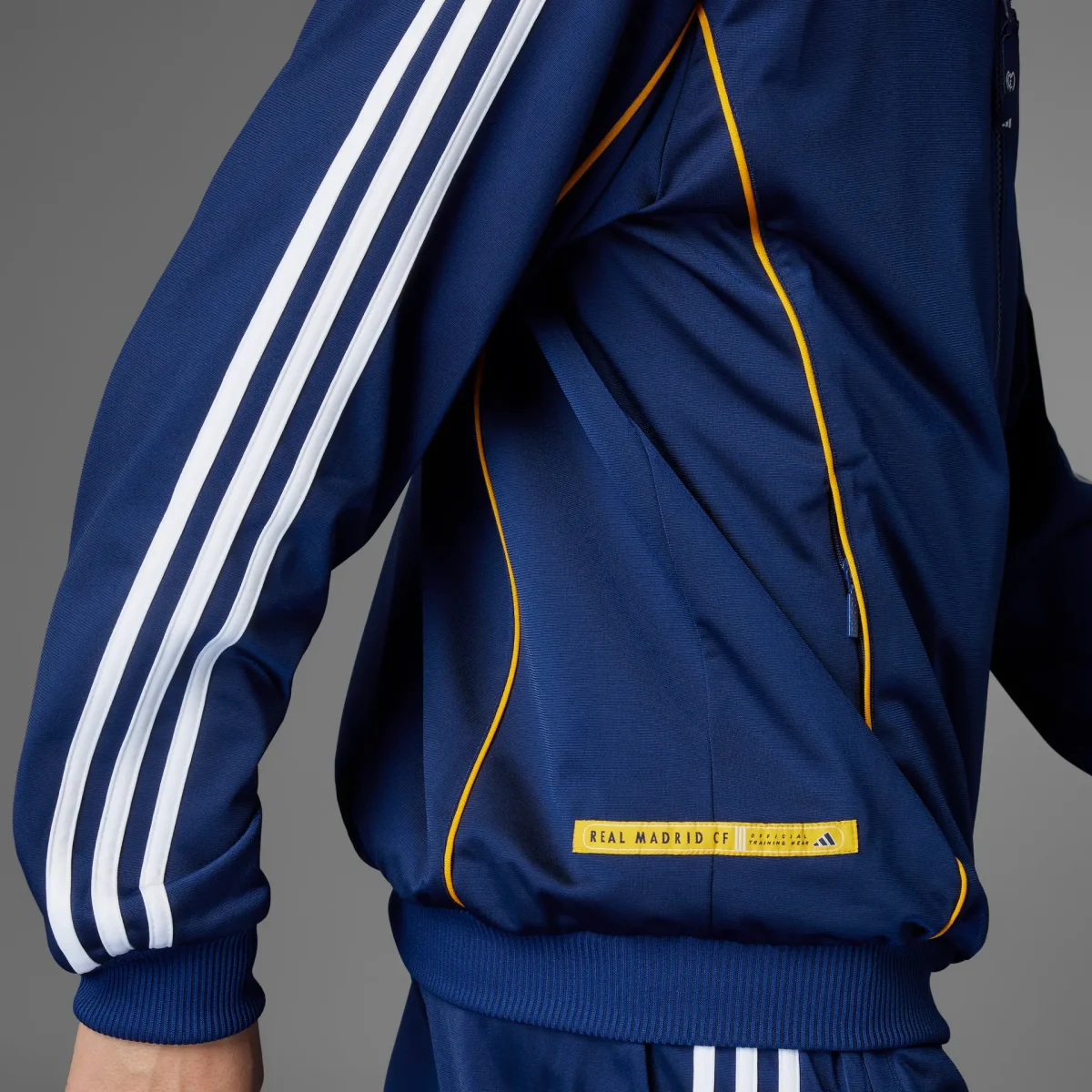 Real Madrid mens bring back 9900 track top Kits - Authentic Fan Merchandise