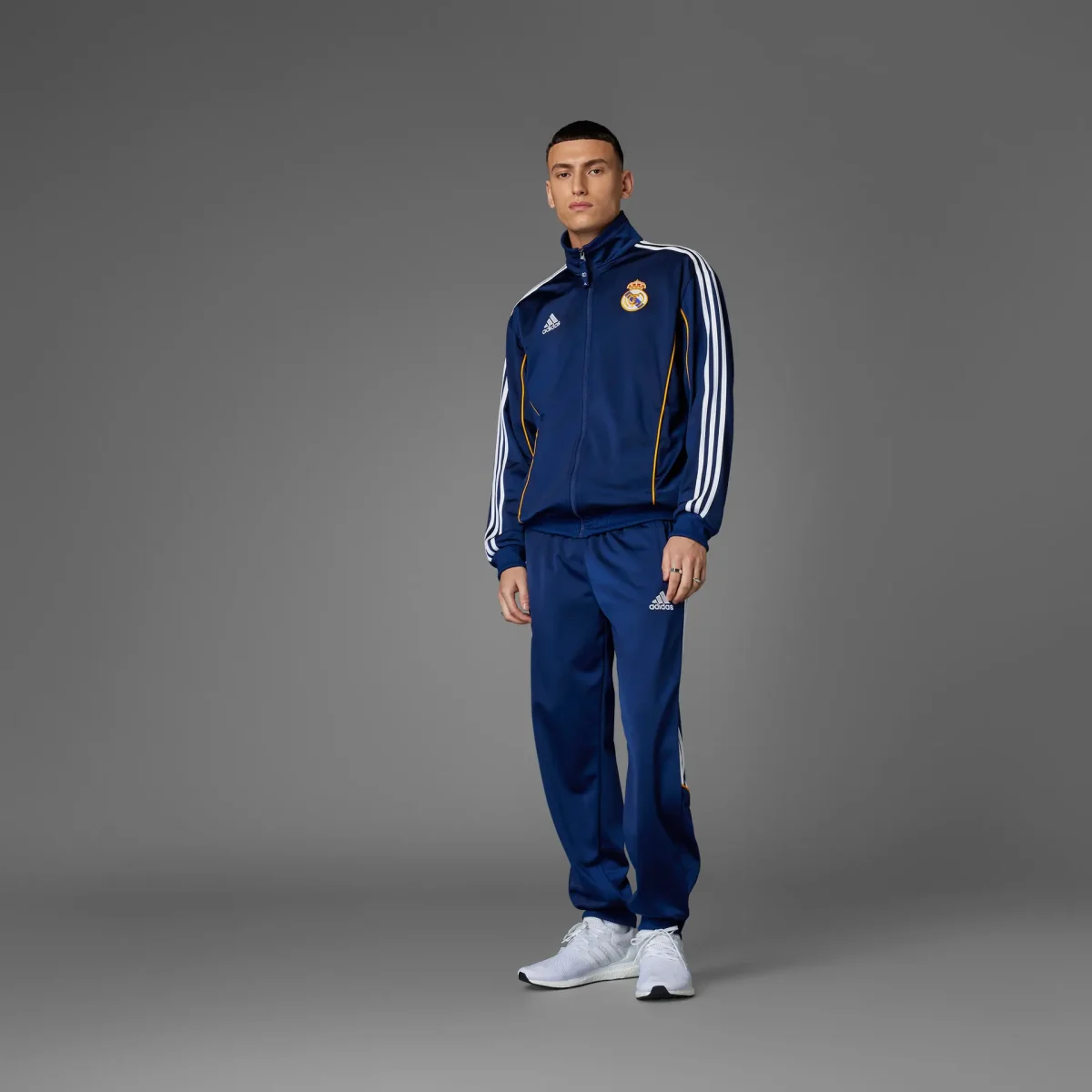 Real Madrid mens bring back 9900 track top Kits - Authentic Fan Merchandise