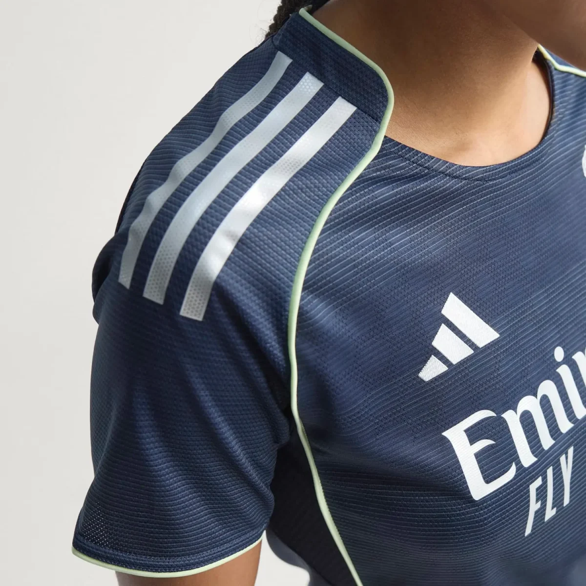 Real Madrid womens away jersey authentic 2526 navy blue – champions league  intercontinental with custom print Kits - Authentic Fan Merchandise