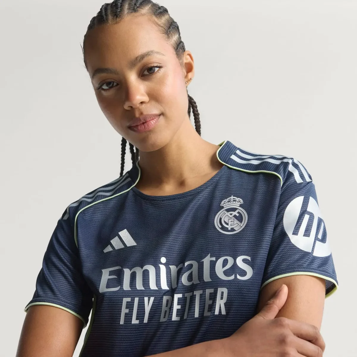 Real Madrid womens away jersey authentic 2526 navy blue – club world cup  intercontinental Kits - Authentic Fan Merchandise
