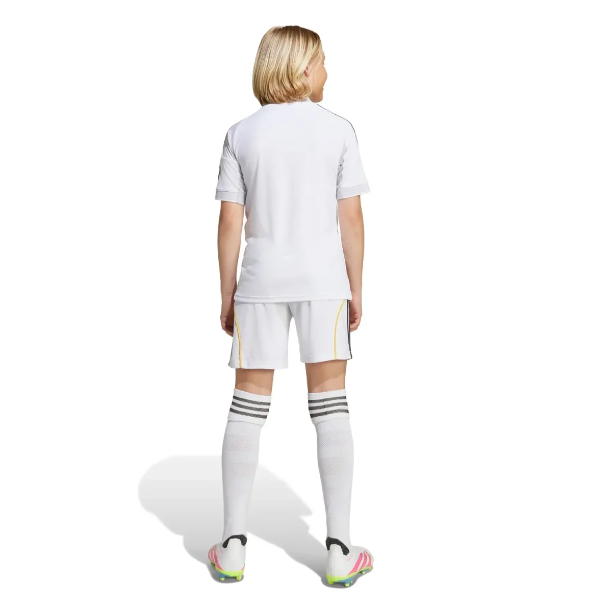 Real Madrid youth home jersey set 2526 white – asencio – 17 – la liga  intercontinental Kits - Authentic Fan Merchandise