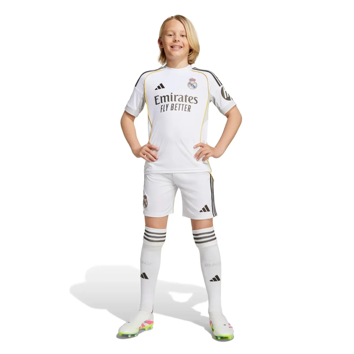 Real Madrid youth home jersey set 2526 white – camavinga – 6 – champions league  intercontinental Kits - Authentic Fan Merchandise